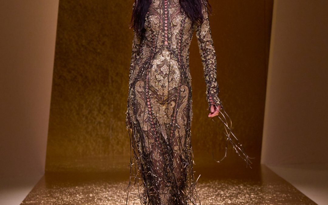 La sensualità dorata di Roberto Cavalli: fra edonismo e glamour audace 