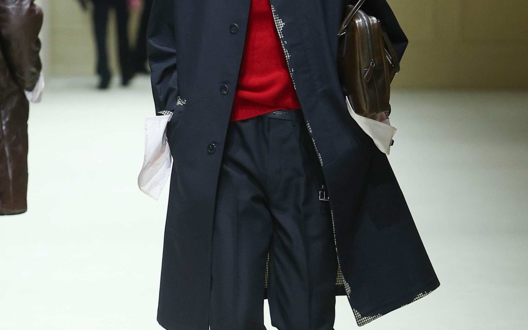 Incertezze e stabilità: l’uomo Prada sfida la cultura del presente 