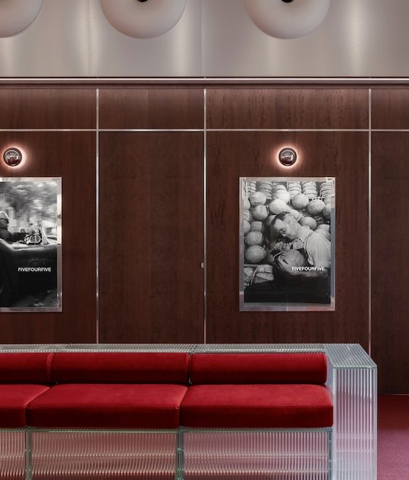 FiveFourFive: il primo flagship store apre nel cuore di Brera 