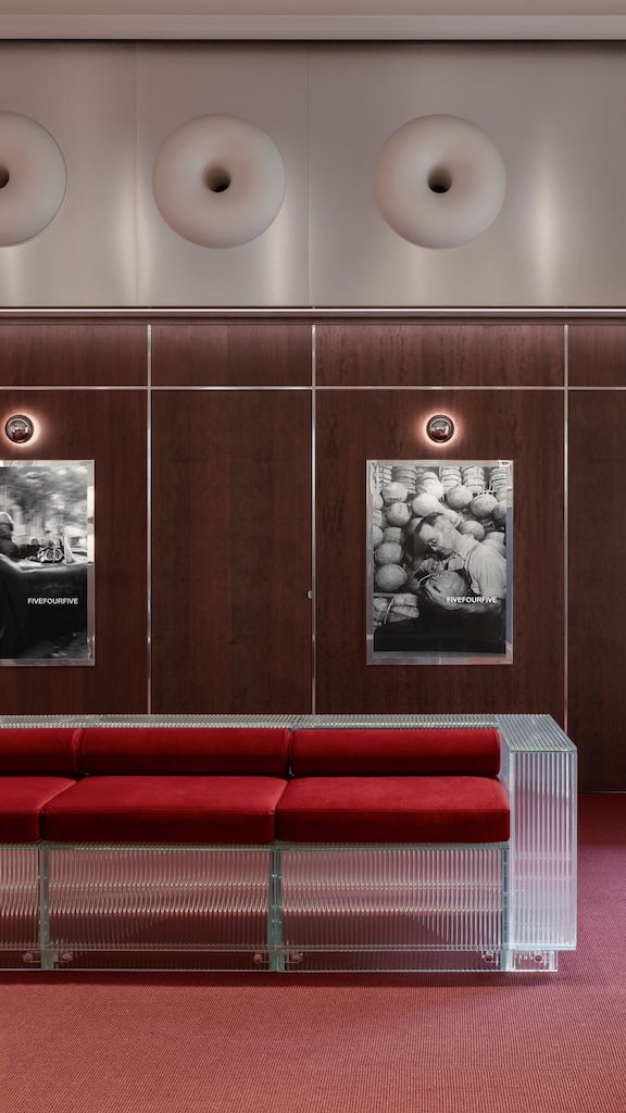 FiveFourFive: il primo flagship store apre nel cuore di Brera 