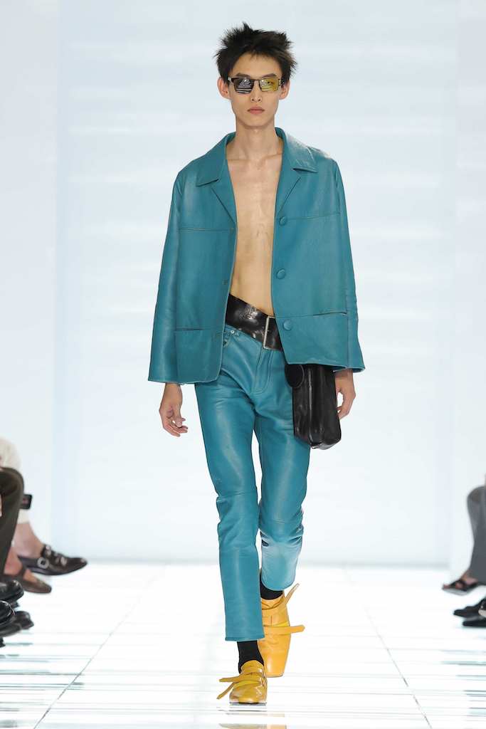 Il lessico distillato di Prada SS 2027: la sottrazione come atto necessario