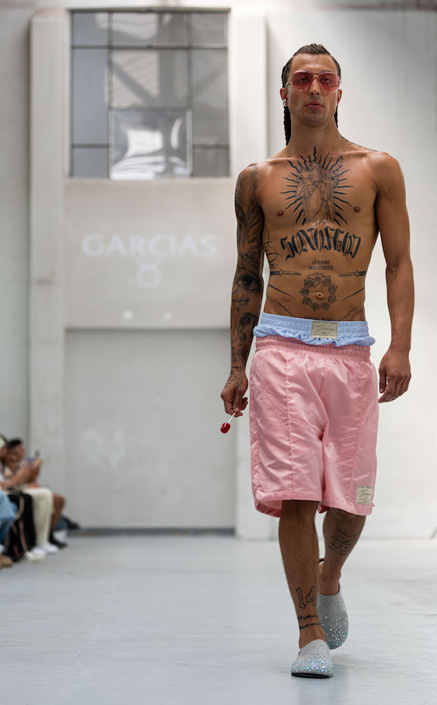 GARCIAS debutta alla Milano Fashion Week: lo show “Si lo crees, lo creas” narra la diaspora latina