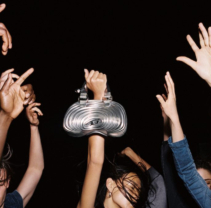 Melissa/Diesel: il nuovo capitolo della collaborazione introduce la Quantum Dome Bag 