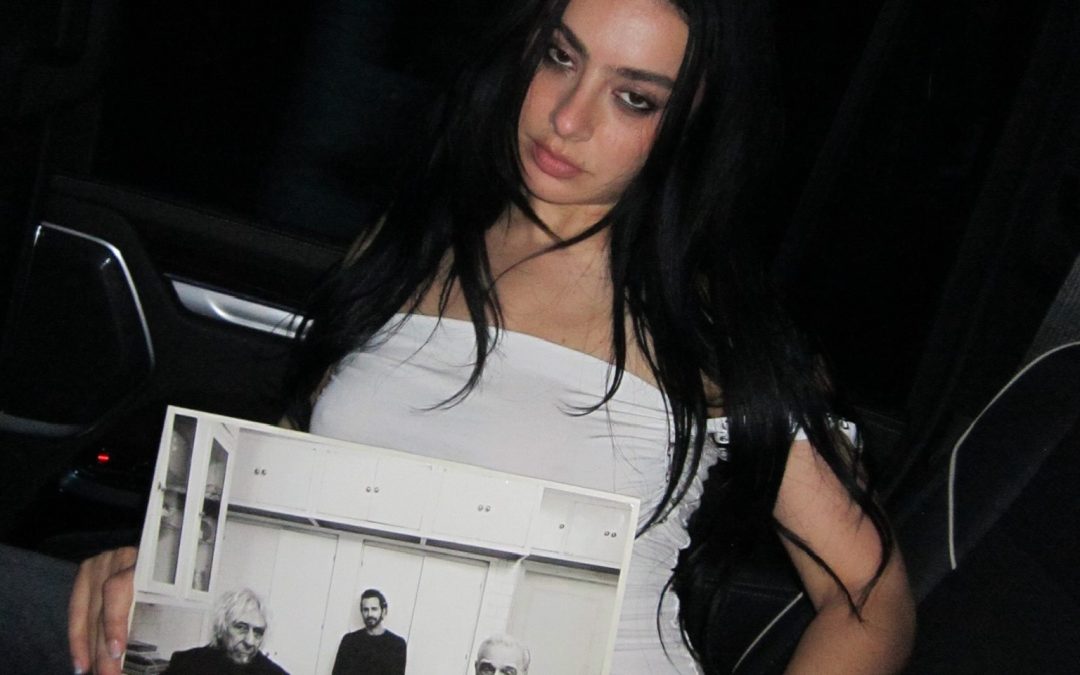 Music, Fashion, Film: Charli XCX e il dissacrante peso della fama 