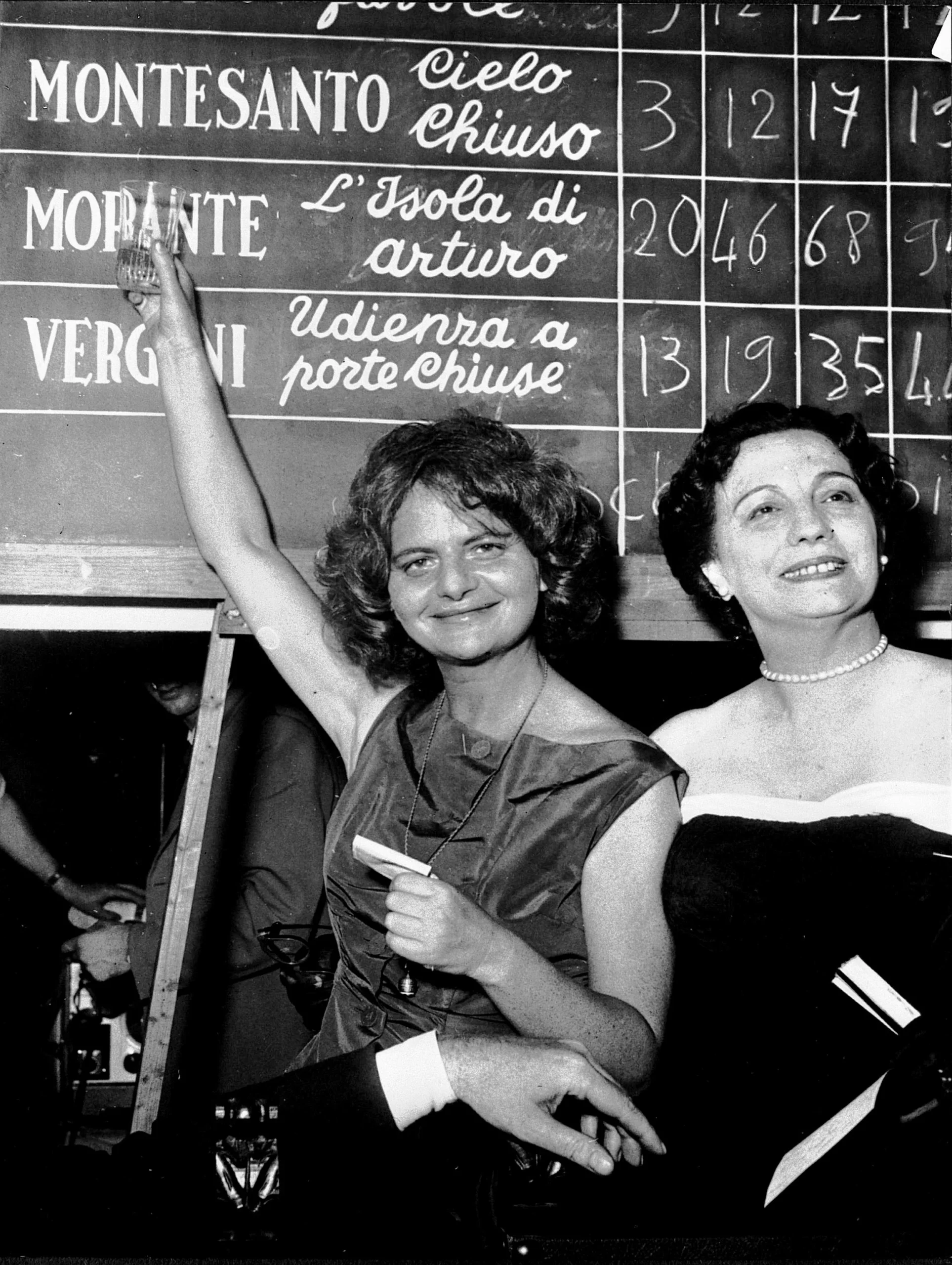La maledizione del Premio Strega: perché le scrittrici italiane restano le candidate eterne
