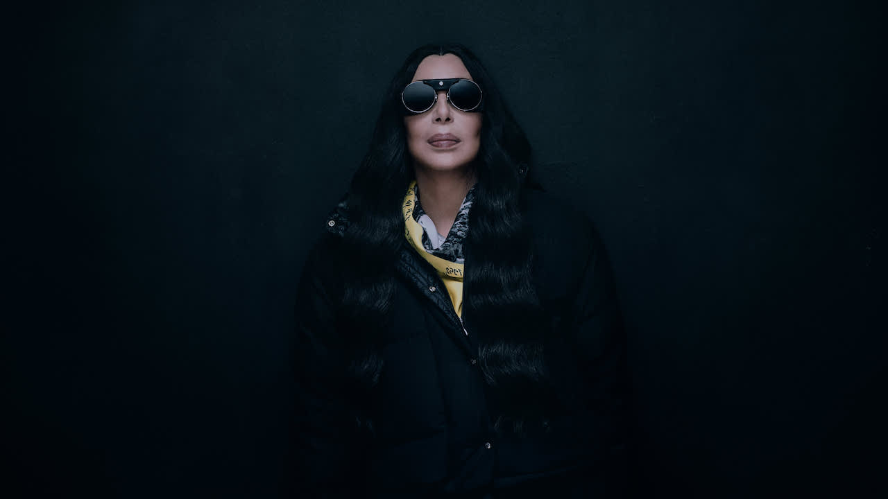 Cher Moncler