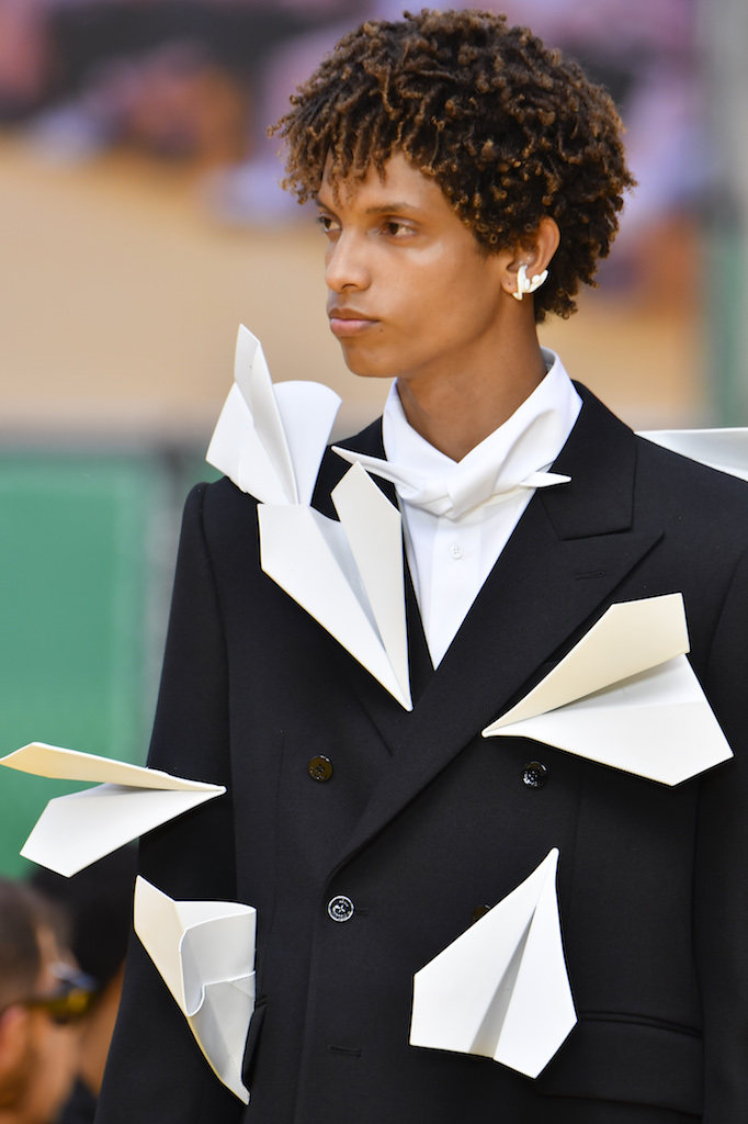Louis Vuitton Uomo. Sfilate: in uscita il libro che celebra il menswear della storica Maison francese