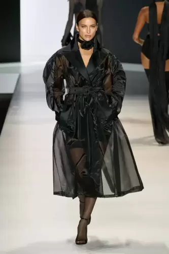 00007-dolce-and-gabbana-spring-2024-ready-to-wear-credit-gorunway