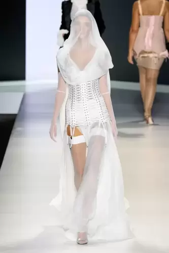 00072-dolce-and-gabbana-spring-2024-ready-to-wear-credit-gorunway