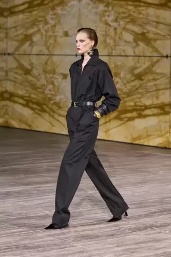 11zon_SAINT LAURENT_FASHION_SHOW_WSS24_VOGUE_RUNWAY_2