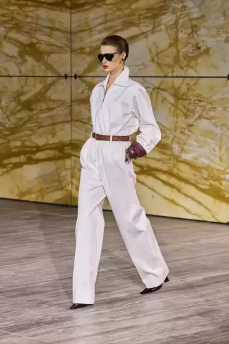 11zon_SAINT LAURENT_FASHION_SHOW_WSS24_VOGUE_RUNWAY_26